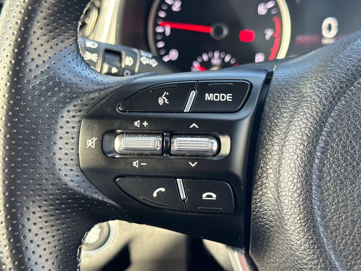 Used Kia Stonic 2023 for sale - 76294429: Photo 14