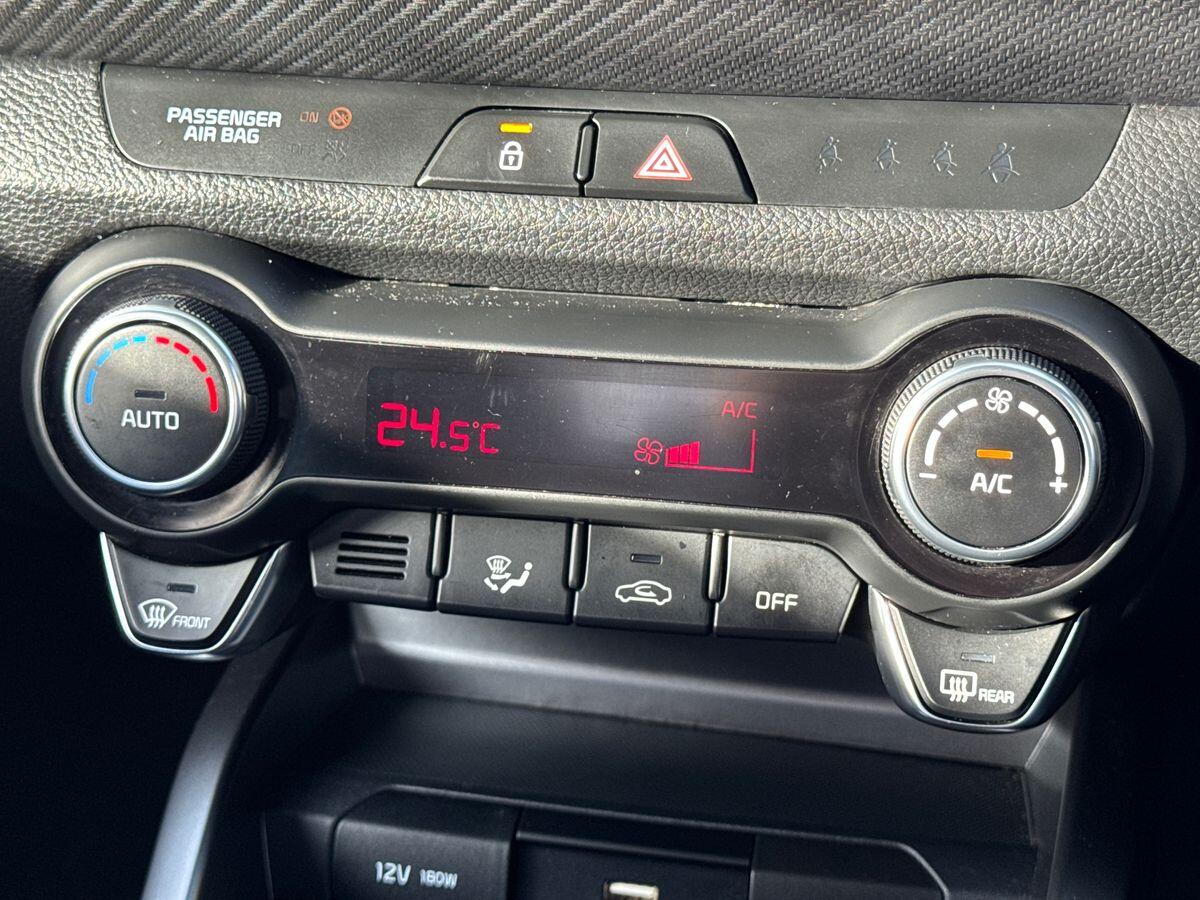 Used Kia Stonic 2023 for sale - 76294429: Photo 26