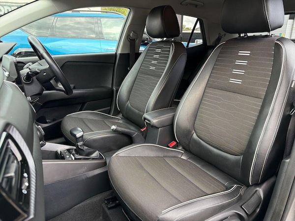 Used Kia Stonic 2023 for sale - 76294429: Photo 29