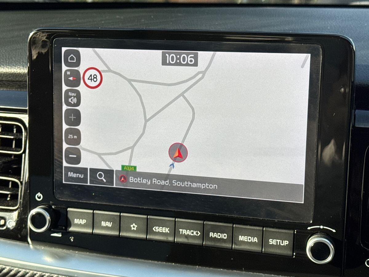 Used Kia Stonic 2023 for sale - 76294429: Photo 31