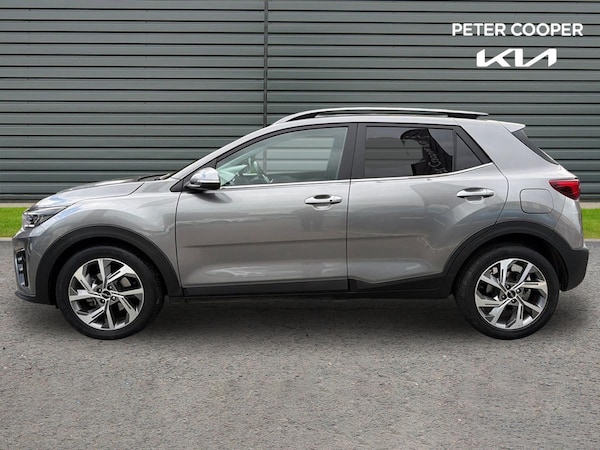 Used Kia Stonic 2023 for sale - 76294429: Photo 4