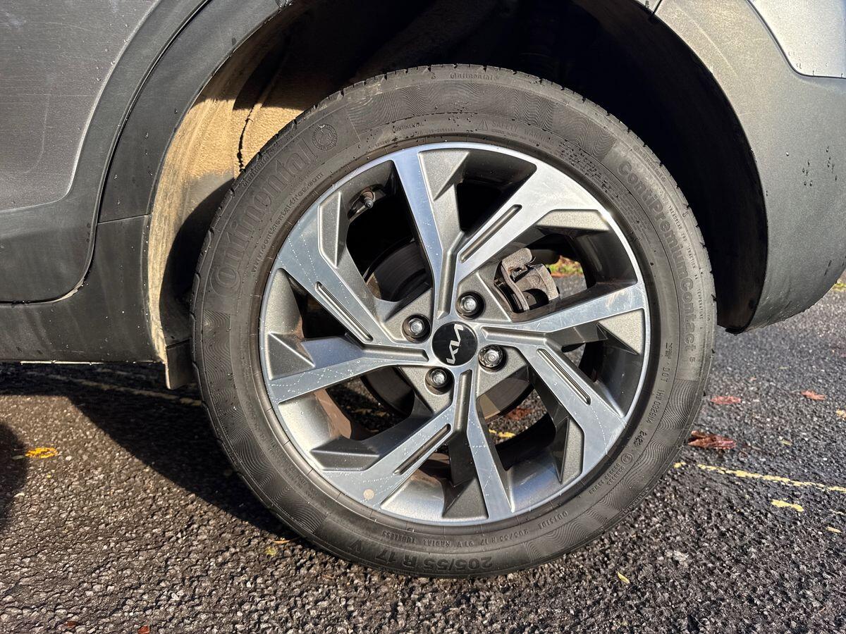 Used Kia Stonic 2023 for sale - 76294429: Photo 5