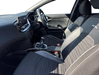 Used Kia Ceed 2024 for sale - 79093988: Photo