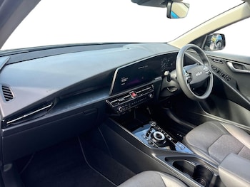 Used Kia Niro 2024 for sale - 76159247: Photo