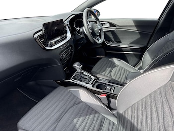 Used Kia Pro Ceed 2024 for sale - 75720626: Photo