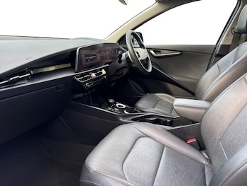 Used Kia Niro 2024 for sale - 76886925: Photo