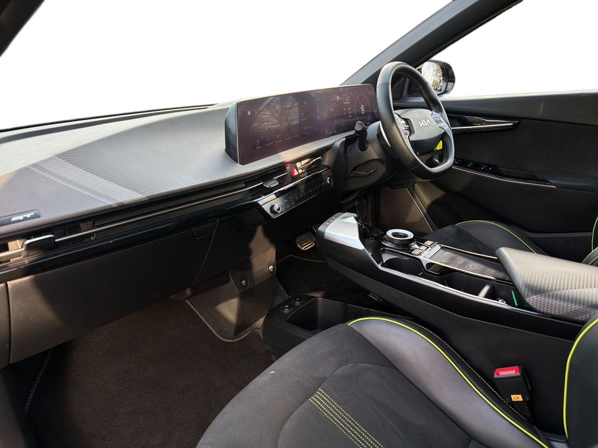 Used Kia EV6 2023 for sale - 76780742: Photo 2