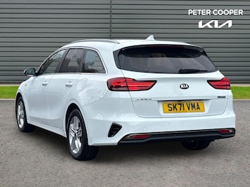 Used Kia Ceed 2021 for sale - 76432121: Photo