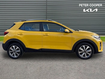 Used Kia Stonic 2023 for sale - 77892941: Photo