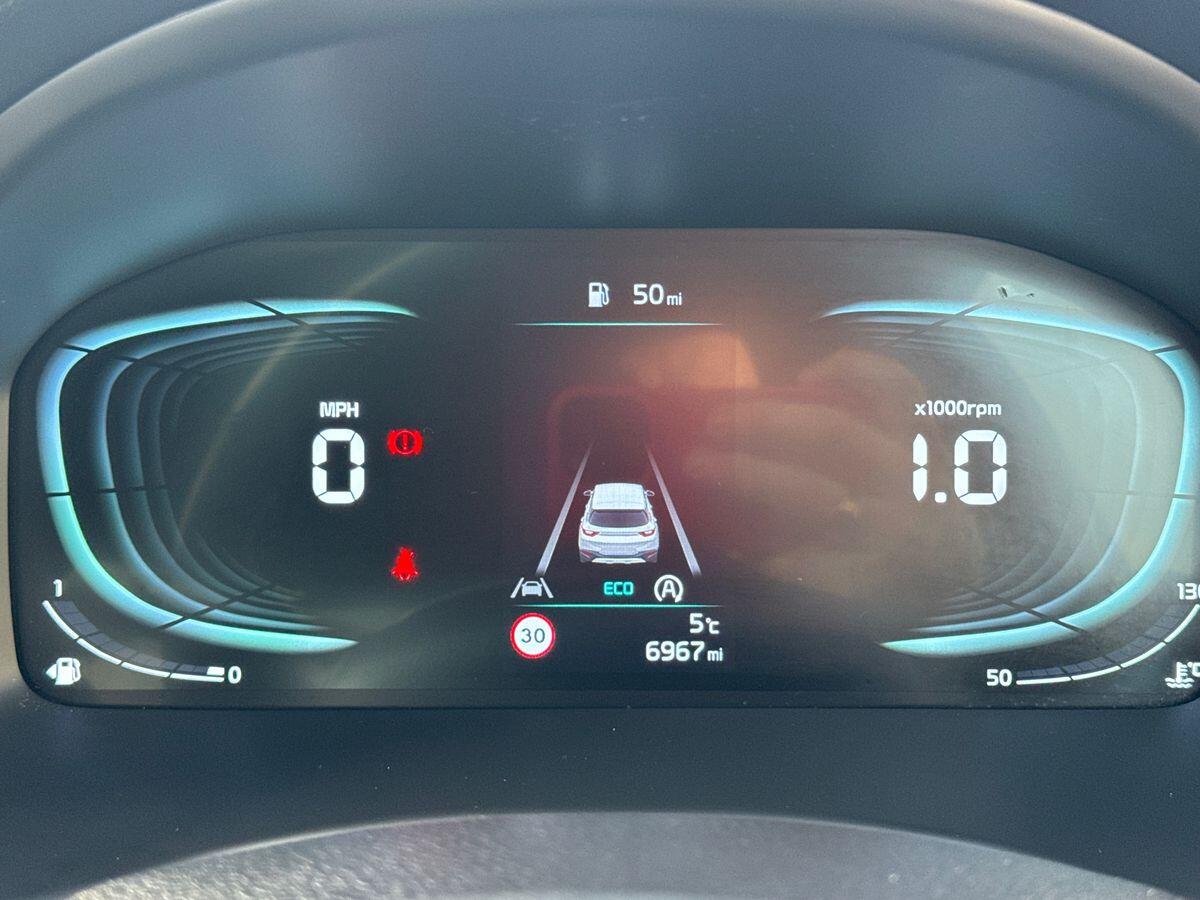 Used Kia Stonic for sale - 76996689: Photo 17