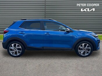 Used Kia Stonic 2024 for sale - 76996689: Photo