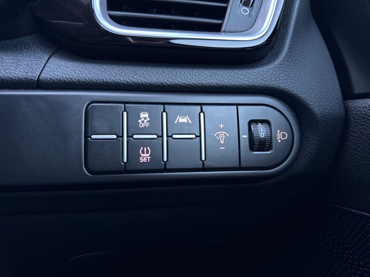 Used Kia Ceed 2022 for sale - 77131536: Photo 31