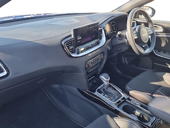 Used Kia XCeed 2025 for sale - 77345602: Photo