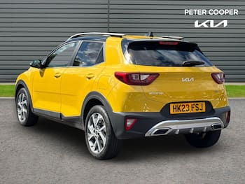 Used Kia Stonic 2023 for sale - 79622497: Photo