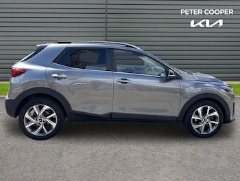 Used Kia Stonic 2024 for sale - 78471180: Photo
