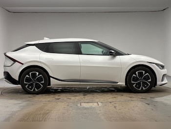 Used Kia EV6 2024 for sale - 79316670: Photo