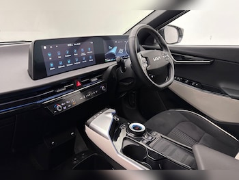 Used Kia EV6 2024 for sale - 79316670: Photo