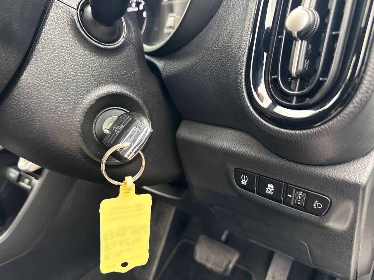 Used Kia Picanto 2023 for sale - 76521624: Photo 33