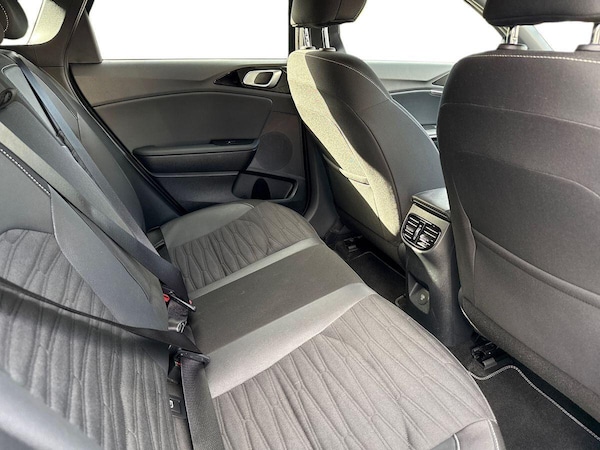 Used Kia Ceed 2025 for sale - 76158724: Photo 9
