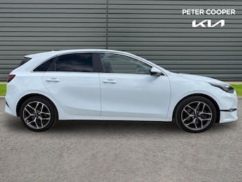 Used Kia Ceed 2023 for sale - 79388109: Photo