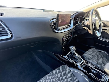 Used Kia XCeed 2022 for sale - 78261340: Photo