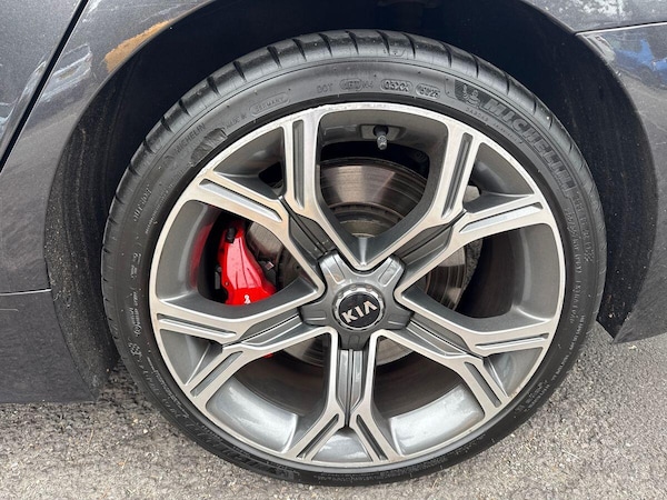 Used Kia Stinger 2020 for sale - 76108725: Photo 23