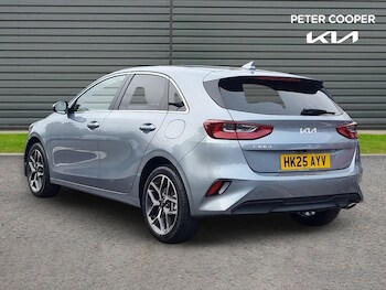 Used Kia Ceed 2025 for sale - 76995652: Photo