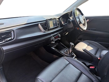 Used Kia Rio 2019 for sale - 79093925: Photo