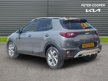 Used Kia Stonic 2023 for sale - 78573932: Photo