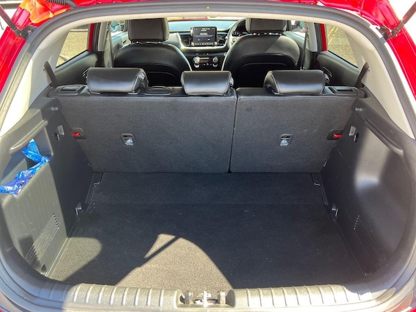 Used Kia Stonic 2024 for sale - 75658979: Photo 11