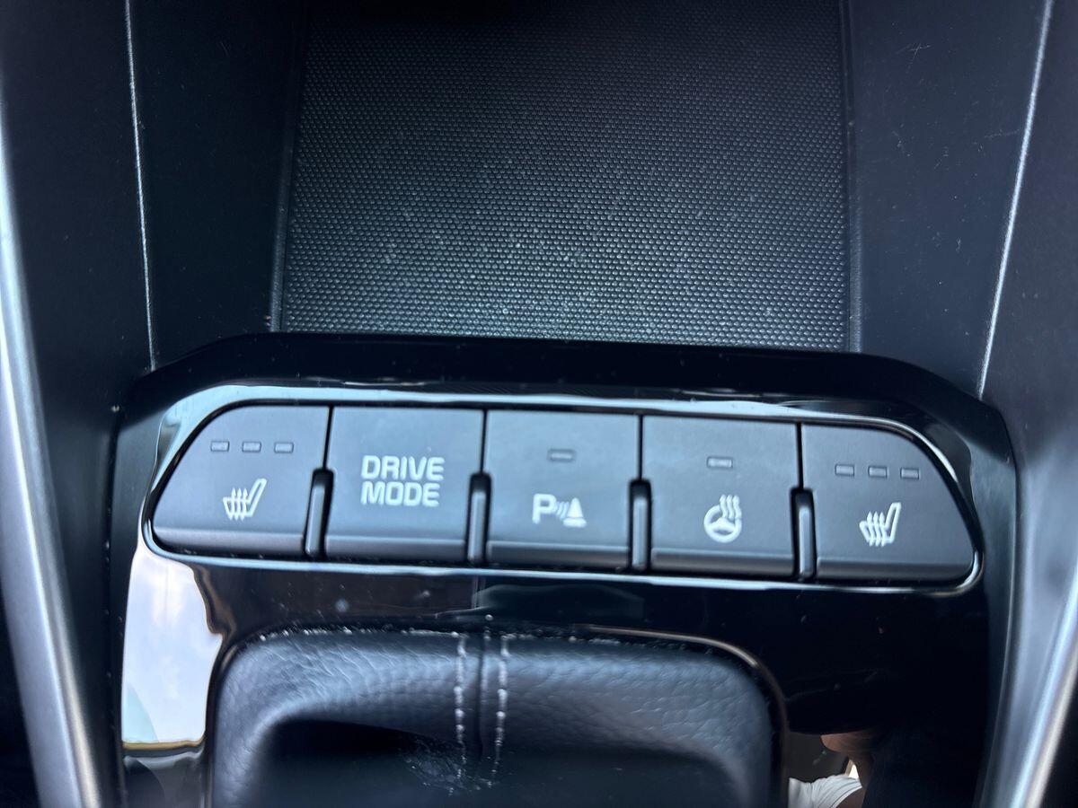 Used Kia Stonic 2023 for sale - 76001286: Photo 23