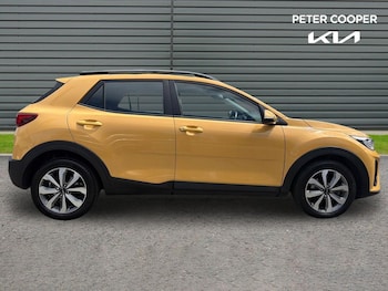 Used Kia Stonic 2024 for sale - 78528607: Photo