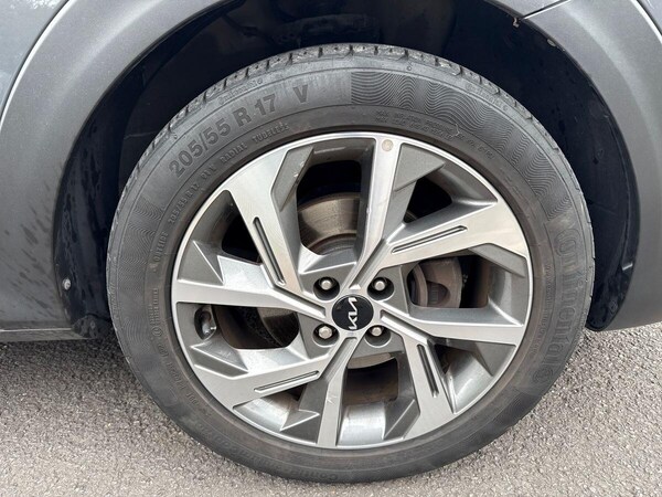 Used Kia Stonic 2022 for sale - 76247773: Photo 27