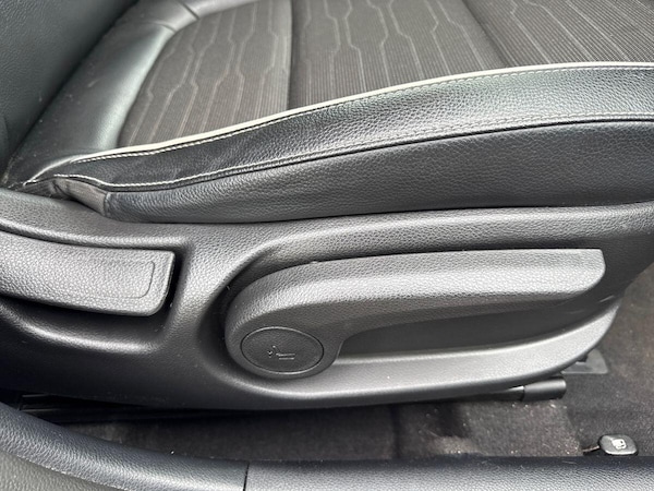 Used Kia Stonic 2022 for sale - 76247773: Photo 30