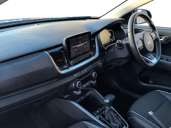 Used Kia Stonic 2024 for sale - 77794090: Photo