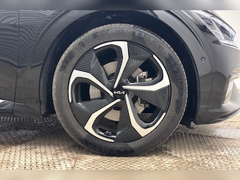 Used Kia EV6 2024 for sale - 79540545: Photo