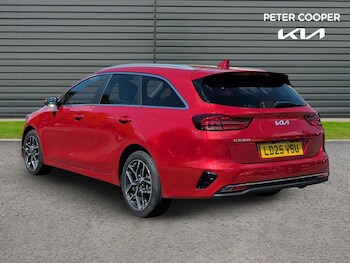 Used Kia Ceed 2025 for sale - 78033611: Photo