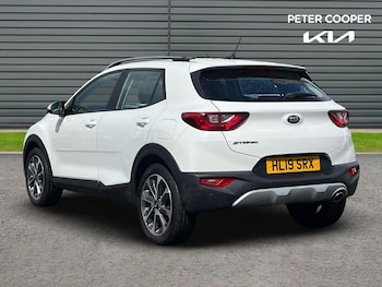 Used Kia Stonic 2019 for sale - 75623151: Photo