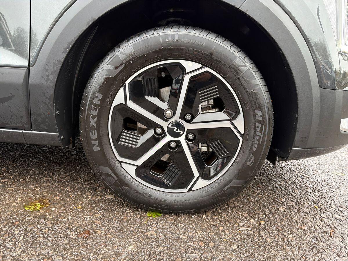 Used Kia Niro 2024 for sale - 76759256: Photo 5