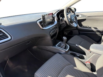 Used Kia XCeed 2023 for sale - 78019791: Photo