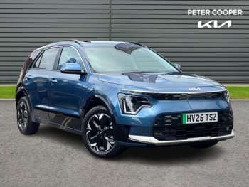 2025 (25) - 64.8 kWh 4 5-Door