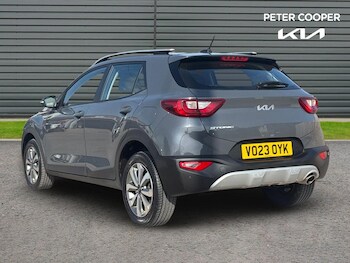 Used Kia Stonic 2023 for sale - 78417099: Photo