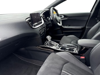 Used Kia XCeed 2025 for sale - 77344258: Photo