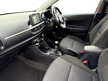 Used Kia Picanto 2018 for sale - 76484952: Photo