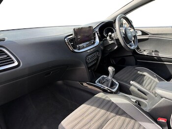 Used Kia Ceed 2022 for sale - 78376214: Photo