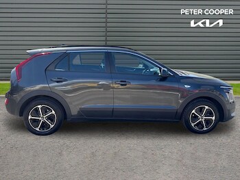 Used Kia Niro 2023 for sale - 78019165: Photo