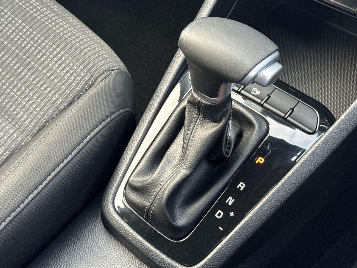 Used Kia Stonic 2023 for sale - 76634295: Photo 18