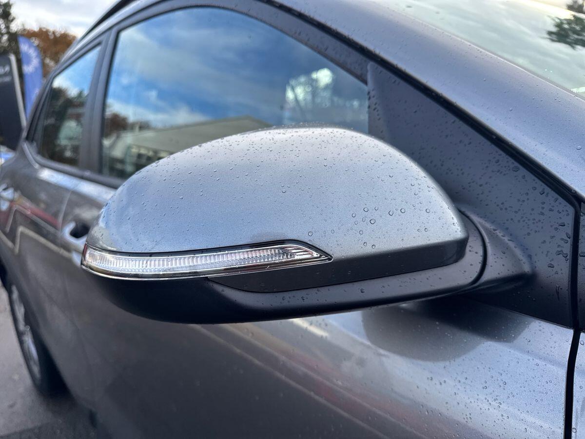 Used Kia Stonic 2023 for sale - 76634295: Photo 22