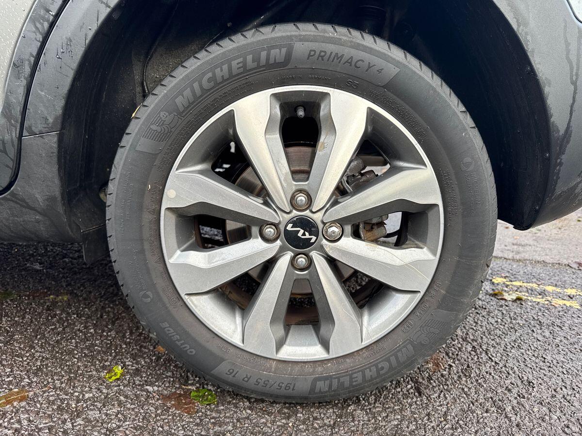 Used Kia Stonic 2023 for sale - 76634295: Photo 26