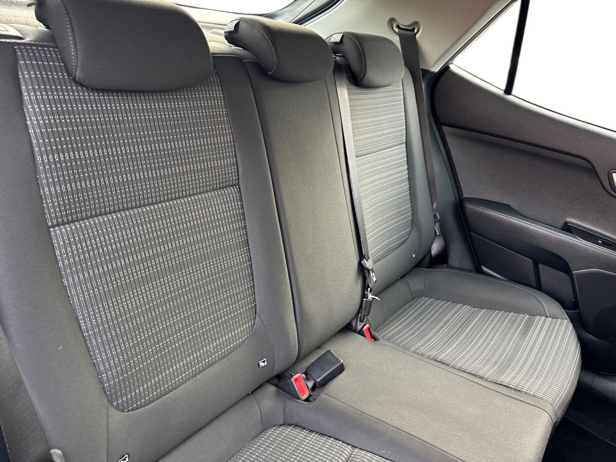 Used Kia Stonic 2023 for sale - 76634295: Photo 8